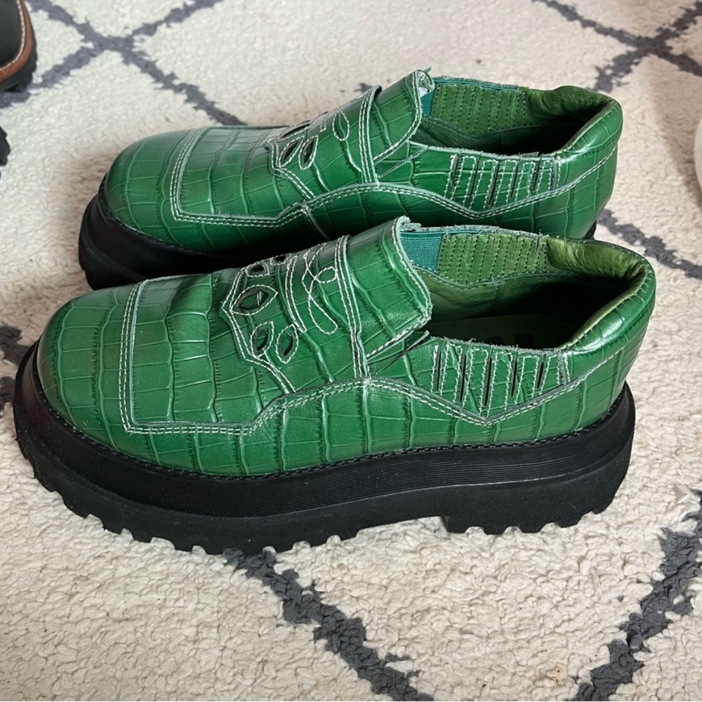 MUTMA lotus green platform loafer